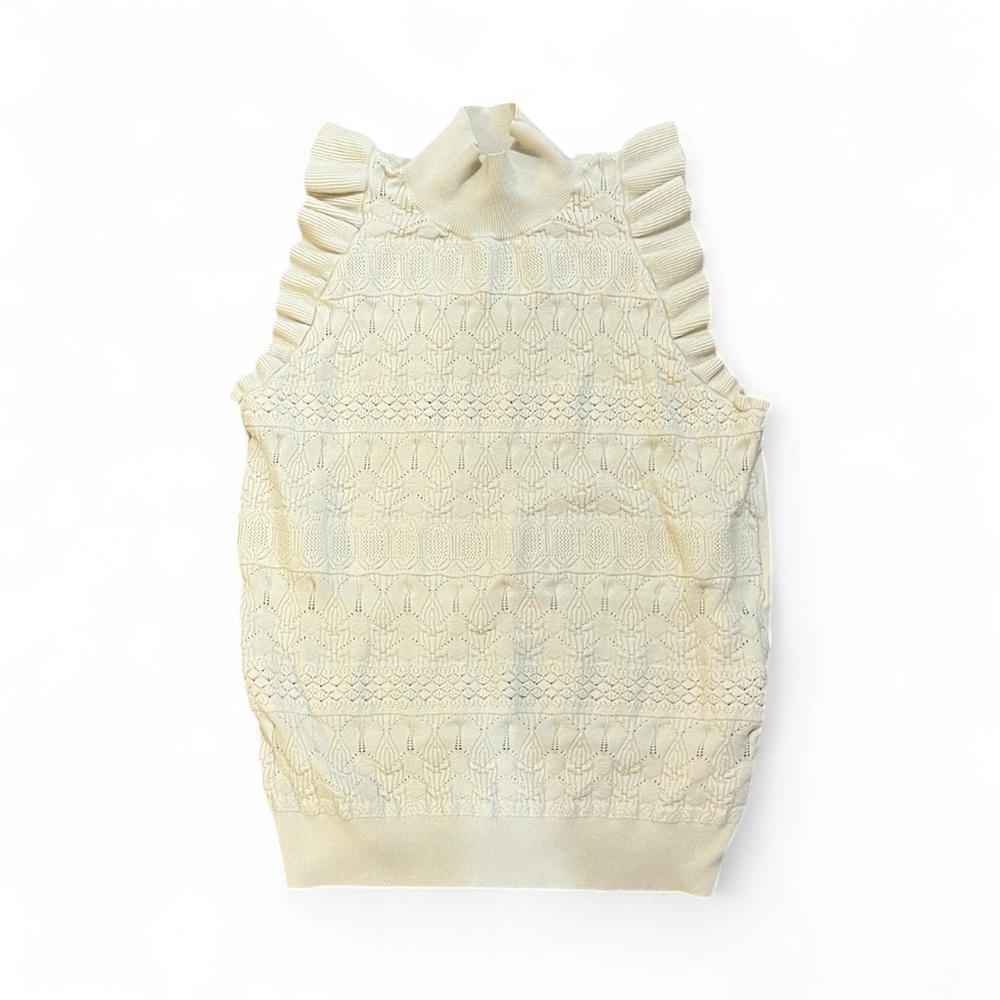 Who What Wear Ivory Sleeveless Ruffle Blouse